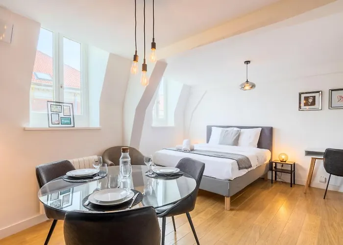 Vieux Lille - Beautiful Neat And Bright Apartment