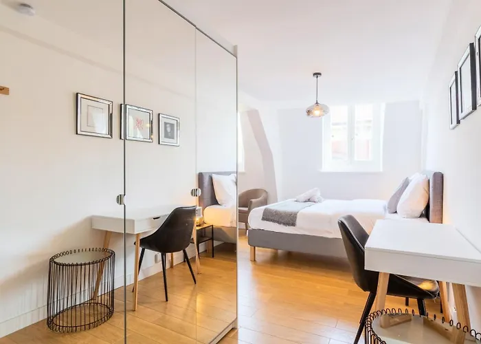 Vieux Lille - Beautiful Neat And Bright Apartment